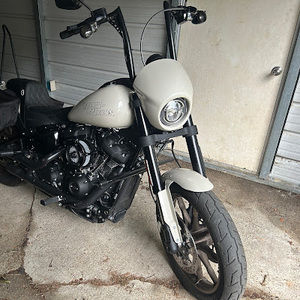 Meet your Posher, Phillip